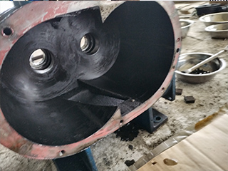 漳州长泰某电泳线罗茨鼓风机维修